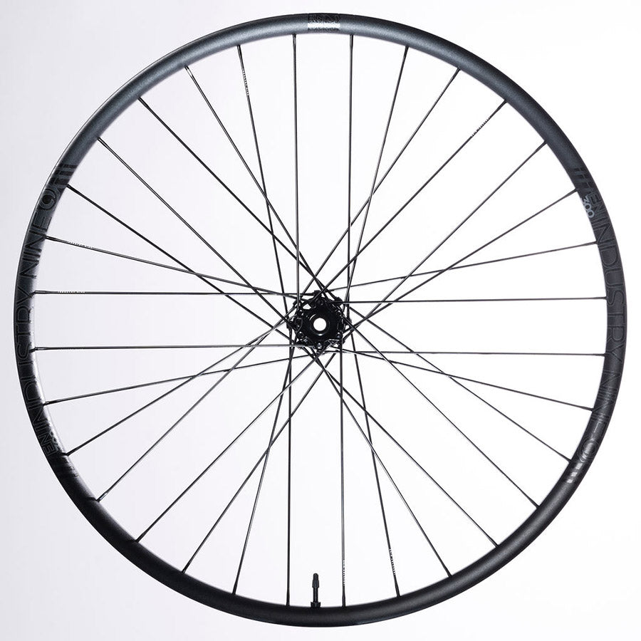 Industry Nine Hydra 2 Enduro Wheel Front 29'' / 622 Holes: 32 15mm TA 110mm Boost Disc IS 6-bolt