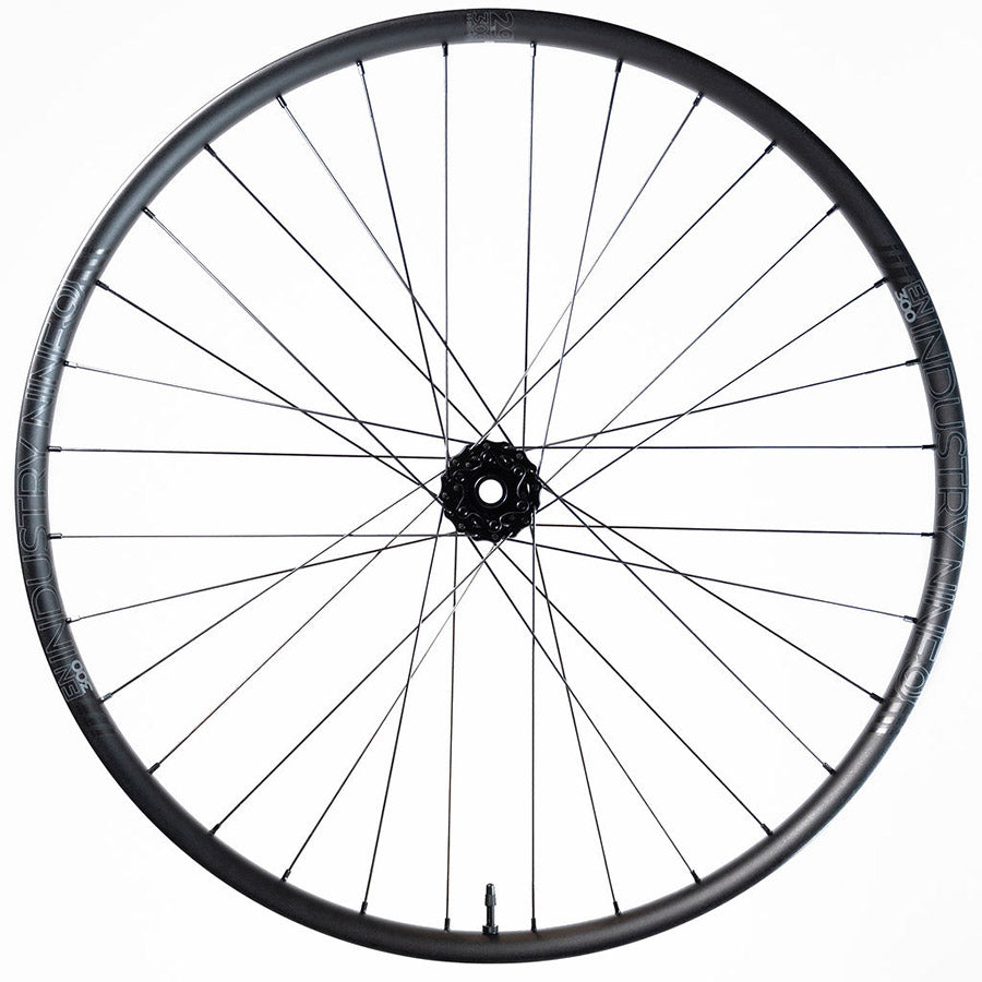 Industry Nine Hydra 2 Enduro S Wheel Front 29'' / 622 Holes: 32 15mm TA 110mm Boost Disc IS 6-bolt