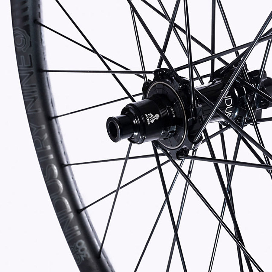 Industry Nine Hydra 2 Grade S Wheel Rear 29'' / 622 Holes: 32 12mm TA 148mm Disc IS 6-bolt SRAM XD