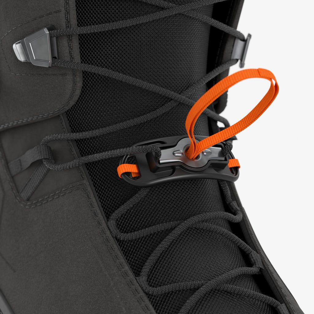 Union Binding Company Factory Snowboard Boot