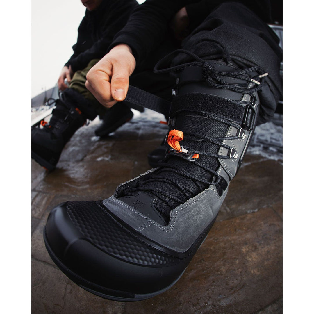 Union Binding Company Factory Snowboard Boot