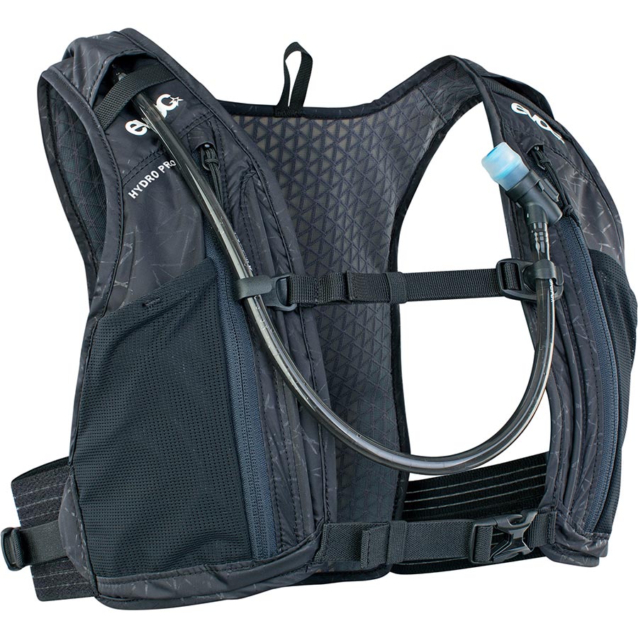 EVOC Hydro Pro 1.5 + 1.5l Bladder Hydration Vest Volume: 1.5L Bladder: Included (1.5L) Black
