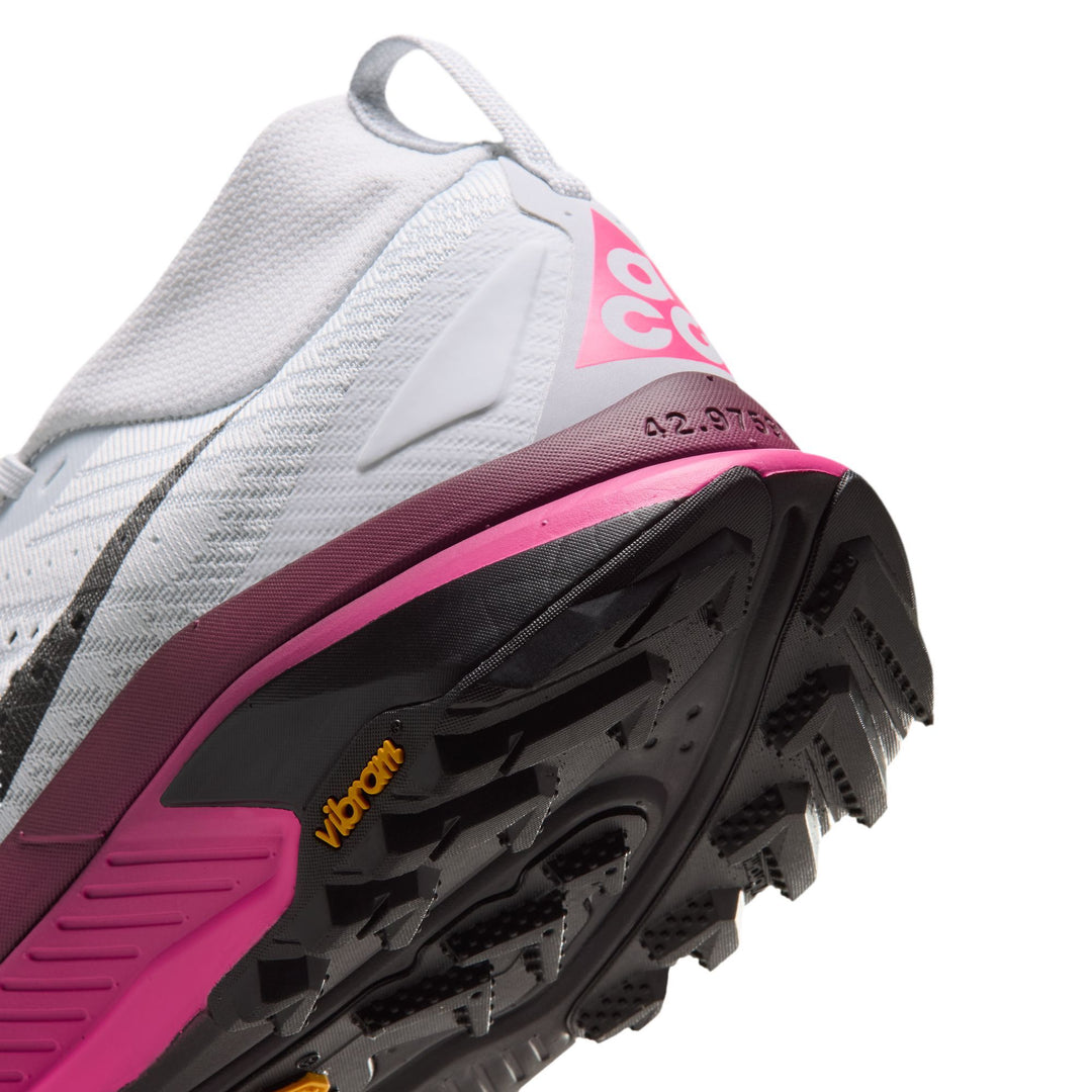 Nike ACG Men's Zegama Trail Running Shoes