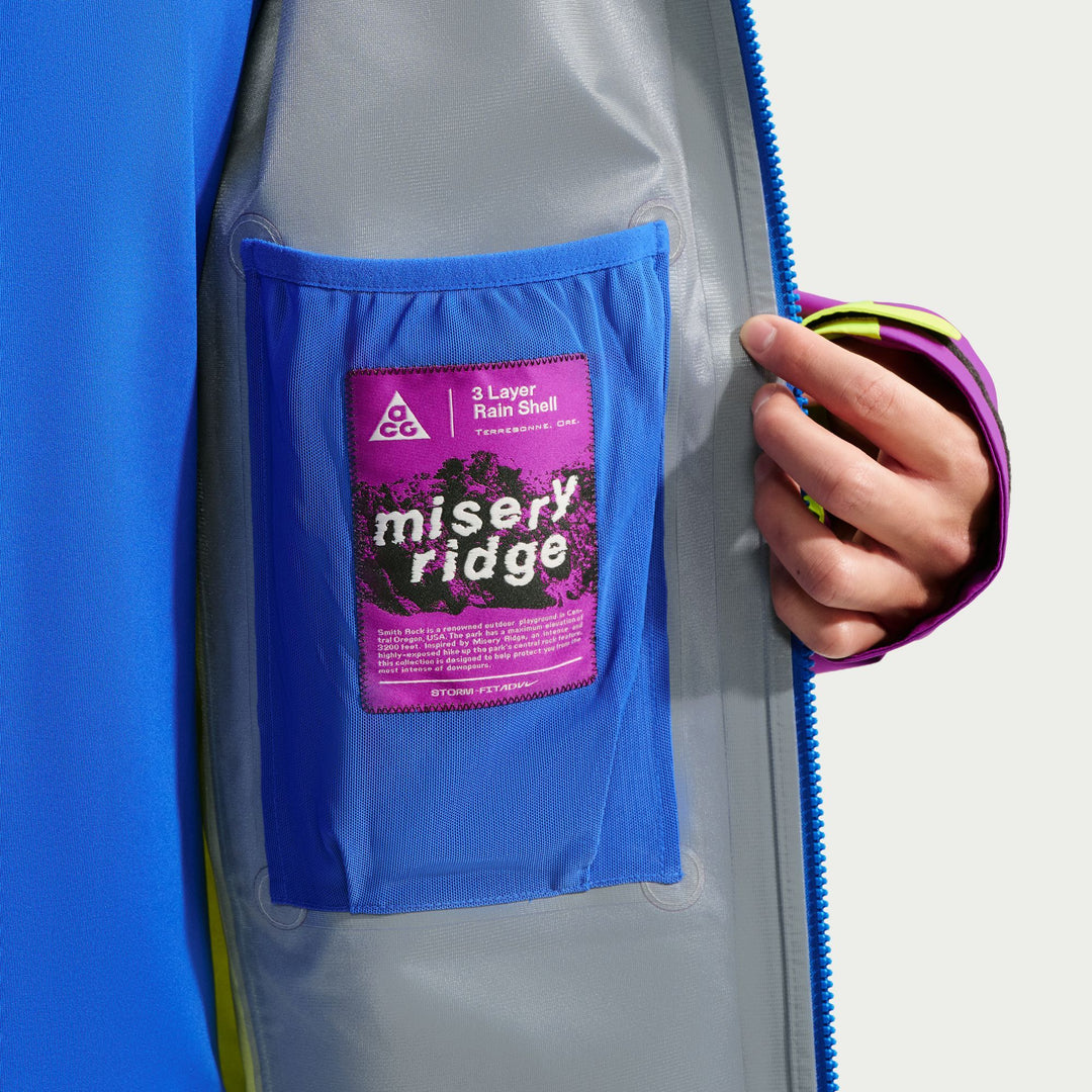 Nike ACG Men's Misery Ridge Storm-Fit ADV GORE-TEX 3L Jacket