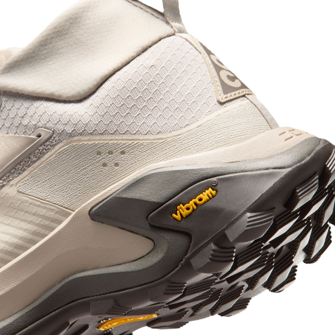 Nike ACG Women's Zegama Hike Hiking Shoes