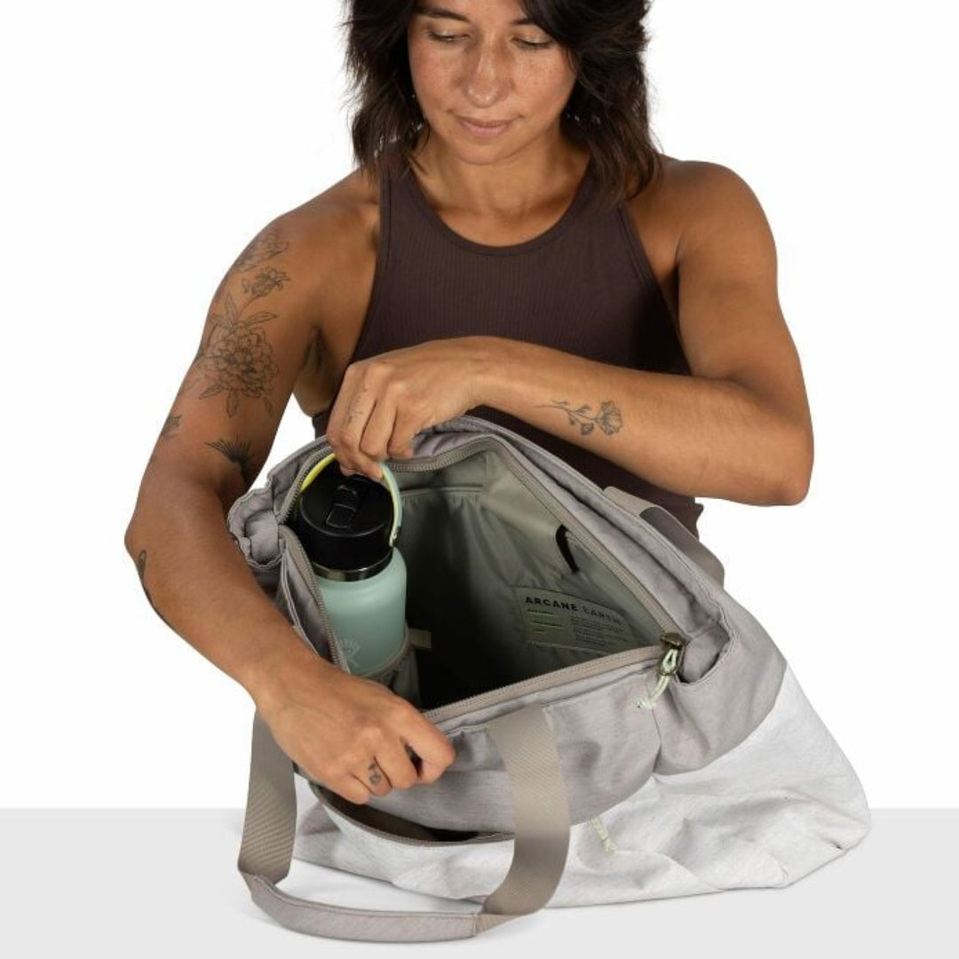Arcane Earth Tote Bag | Osprey