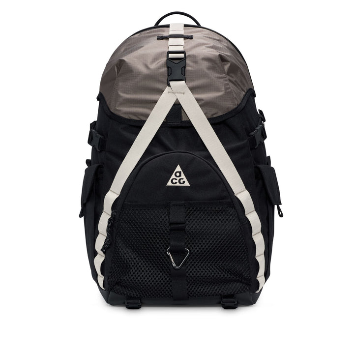 Nike ACG Daymax Backpack