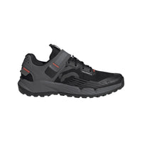 Core Black/Grey Three/Red