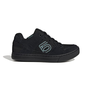 Core Black/Core Black/Grey Six