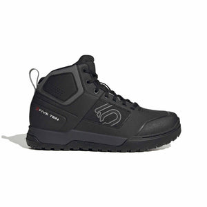 Core Black/Grey Three/Grey Six