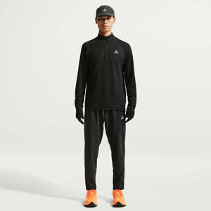 Black/Black/Summit White