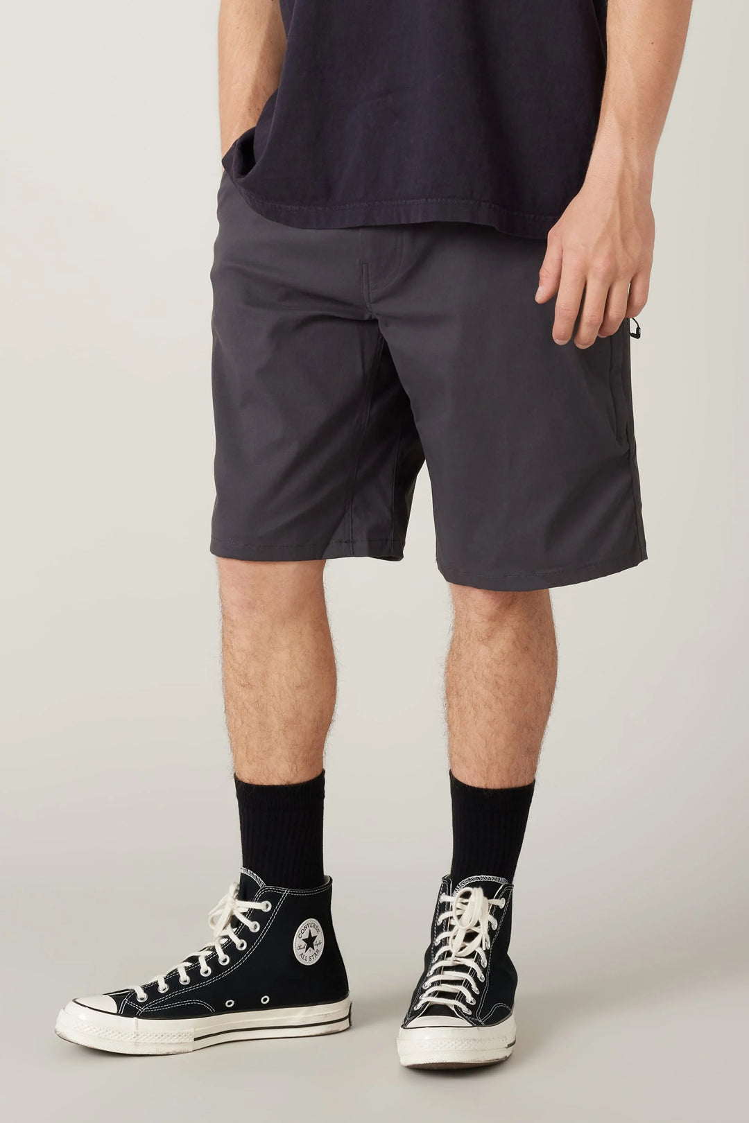 686 Everywhere Hybrid Short Relaxed