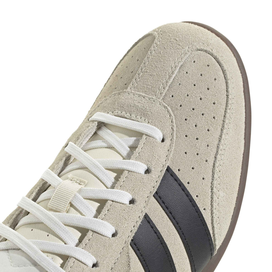 Adidas Women's Barreda Low Shoe