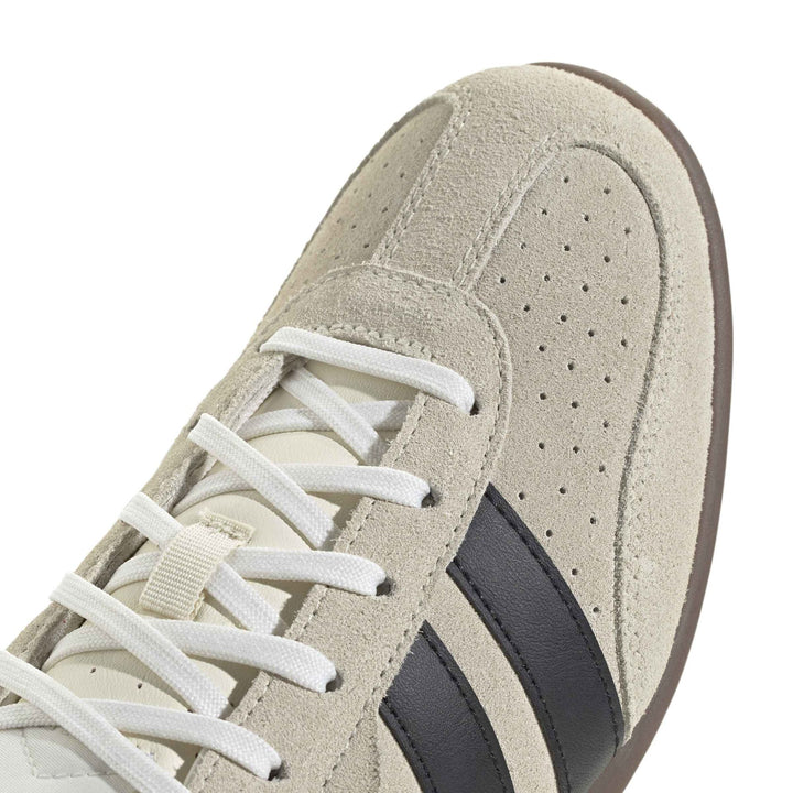 Adidas Women's Barreda Low Shoe