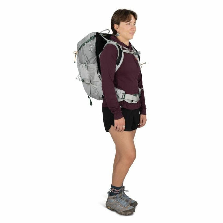Osprey Women's Mira 34L Hiking Hydration Pack