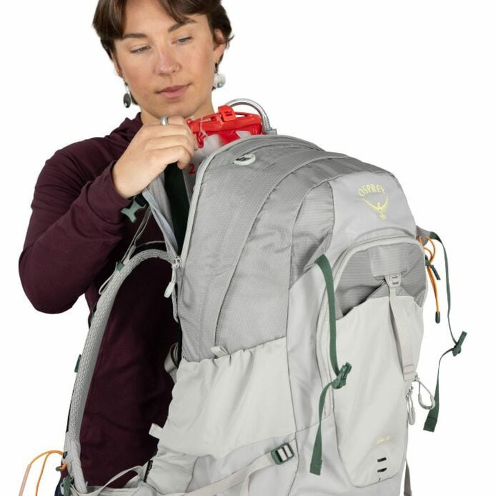 Osprey Women's Mira 34L Hiking Hydration Pack
