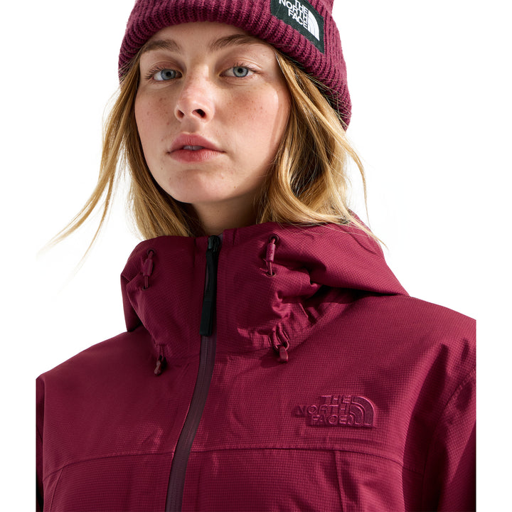 The North Face Women's TNF Range LT Hooded Parka