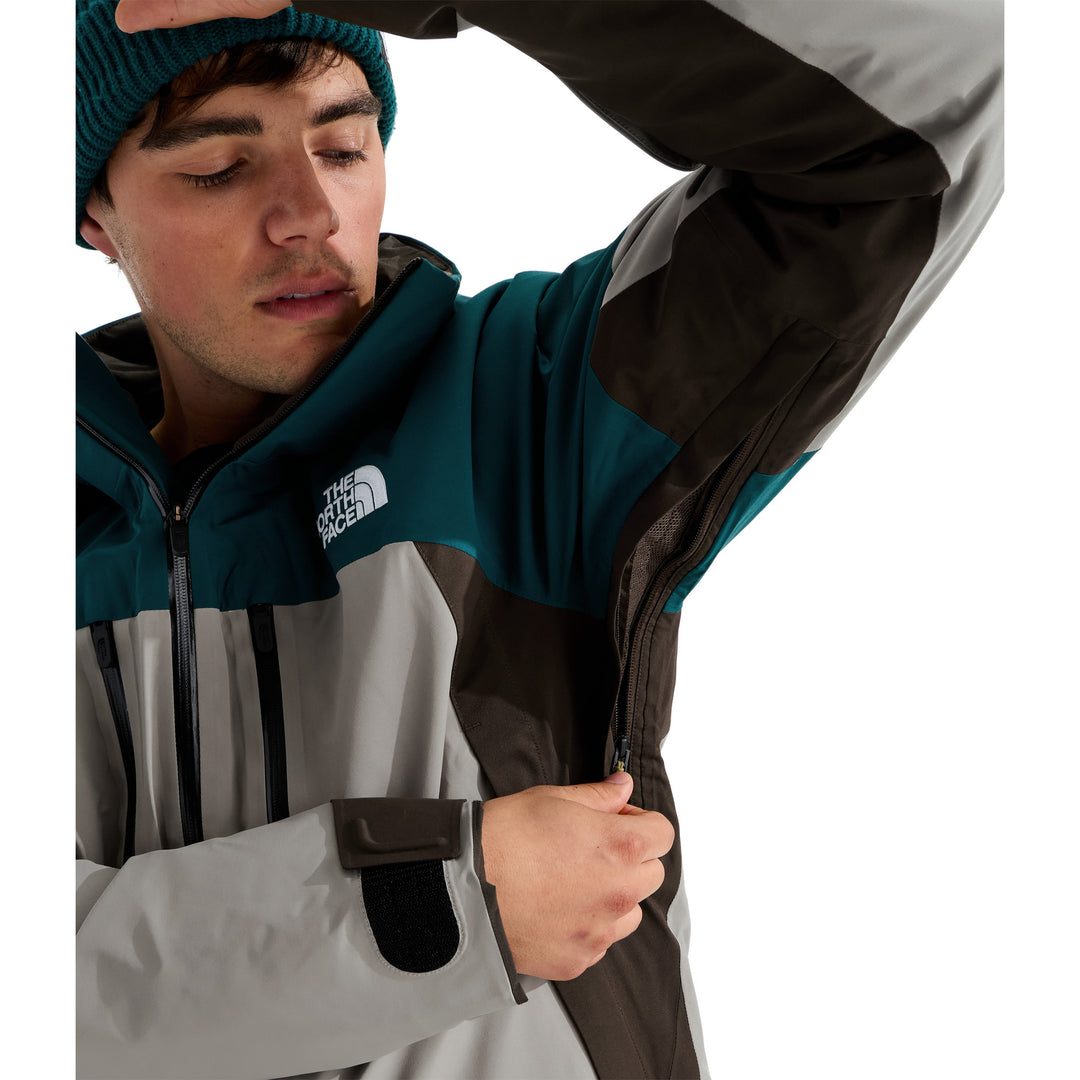 The North Face Men's Chakal Jacket