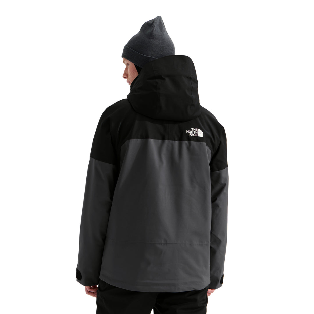 The North Face Men's Chakal Jacket
