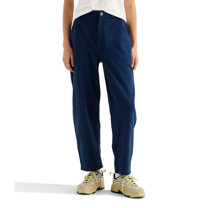 The North Face Women's Pinecrest Utility Heavy Barrel Pant