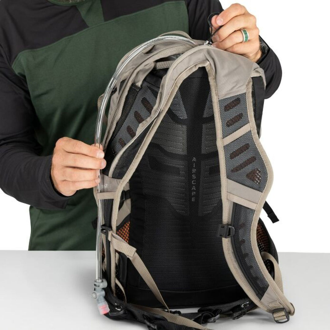 Osprey Men's Raptor 14L Bike Hydration Pack