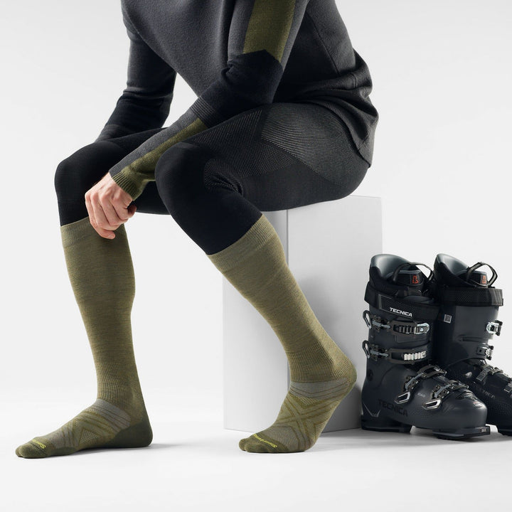 Smartwool Ski Zero Cushion OTC Socks