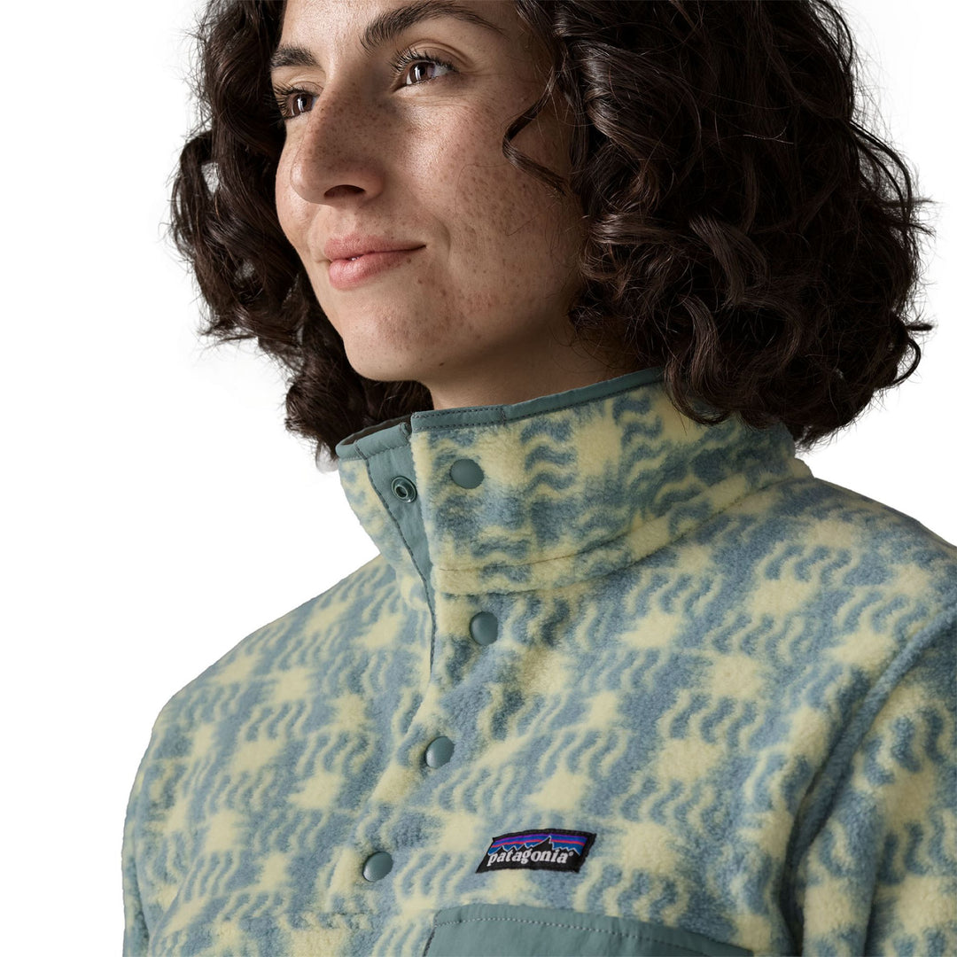 Patagonia Women's LW Synch Snap-T Pullover