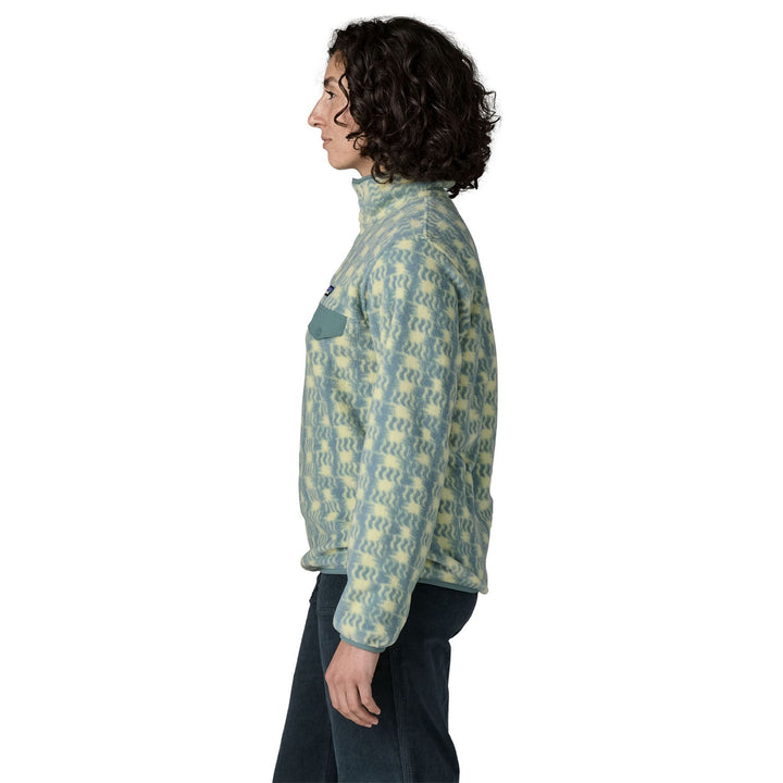 Patagonia Women's LW Synch Snap-T Pullover