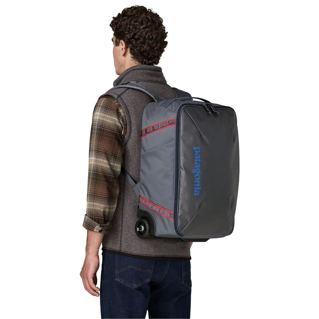 Patagonia Black Hole MLC Wheelie