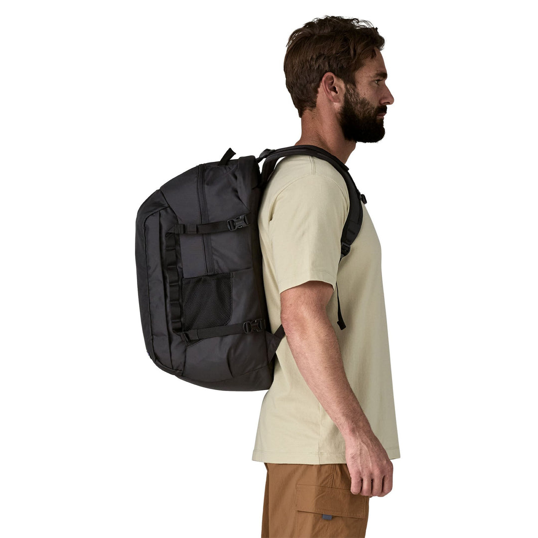 Patagonia Refugio Day Pack 32L