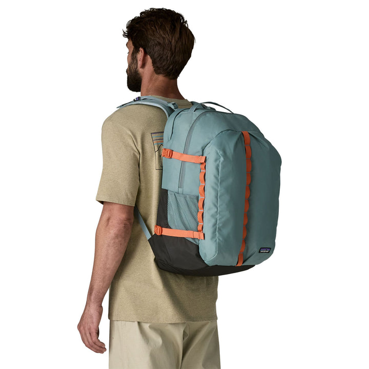 Patagonia Refugio Day Pack 32L