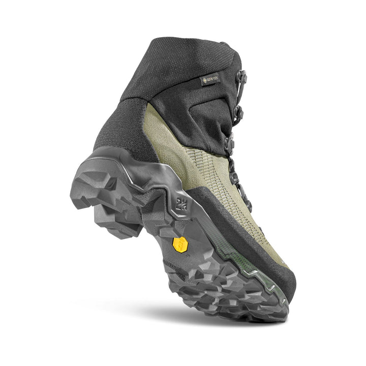 La Sportiva Men's Aequilibrium Trek GTX