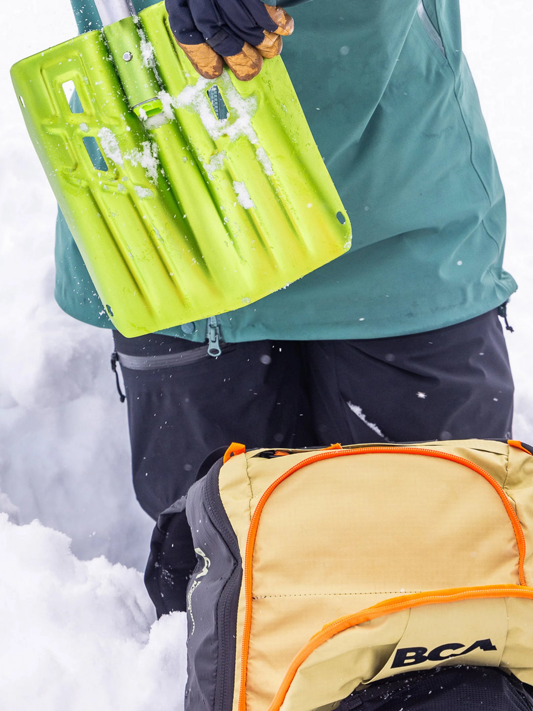 BCA DOZER 1T UL SHOVEL