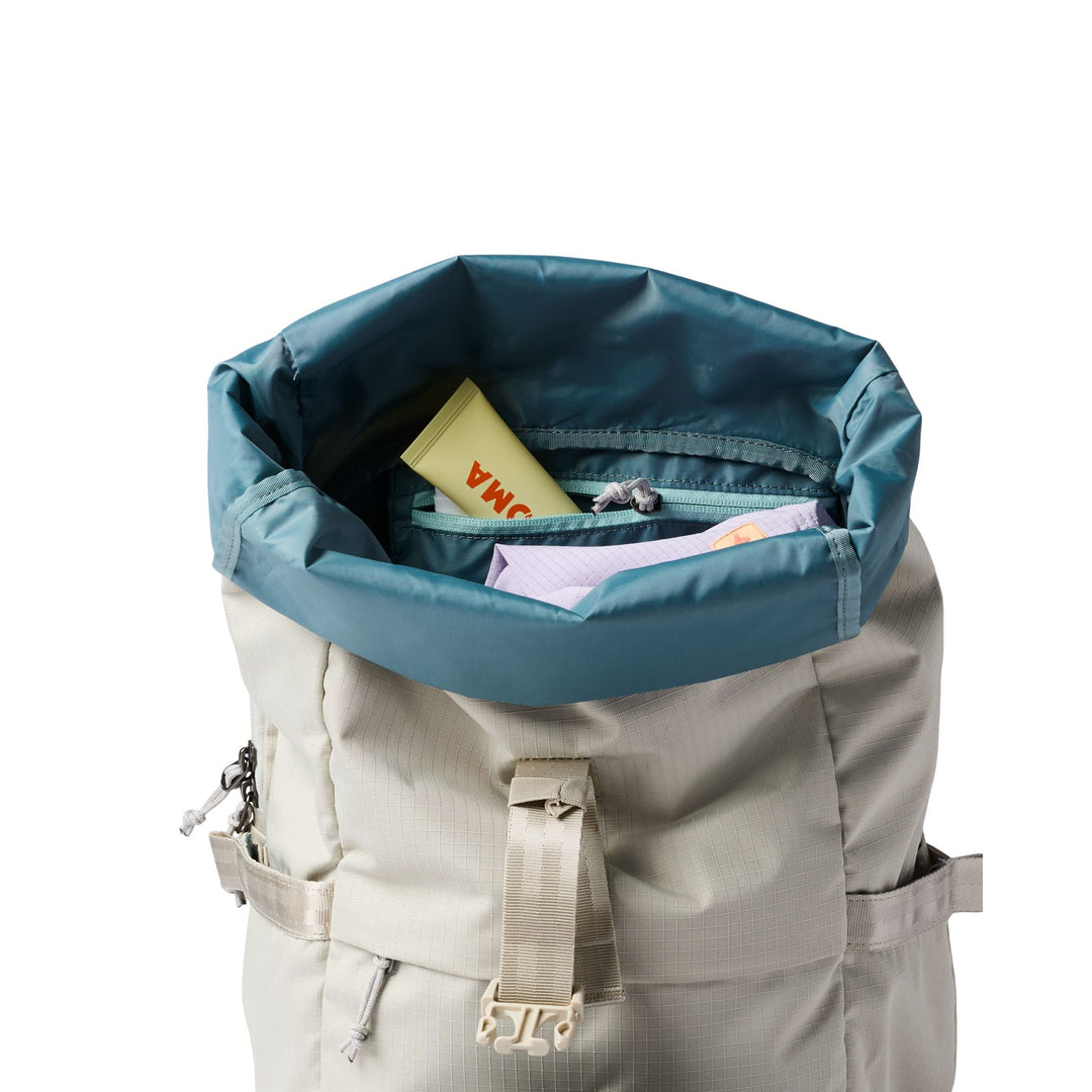 Cotopaxi Consuelo 22L Daypack