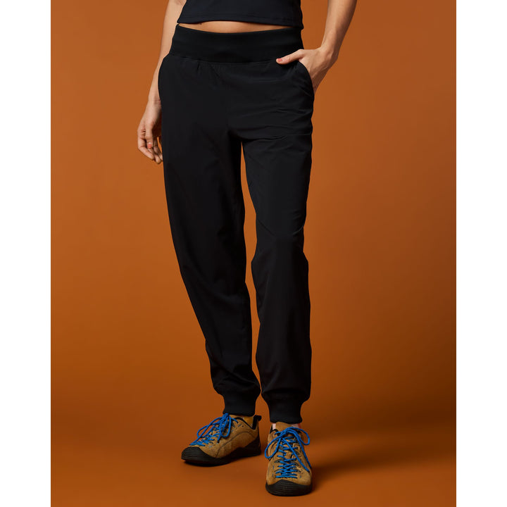 Cotopaxi Women's Cambio Jogger