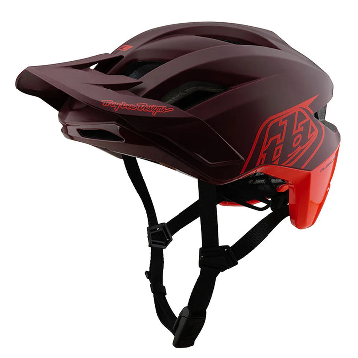 Troy Lee Designs Flowline Se Helmet w/ MIPS - 2025 Badge